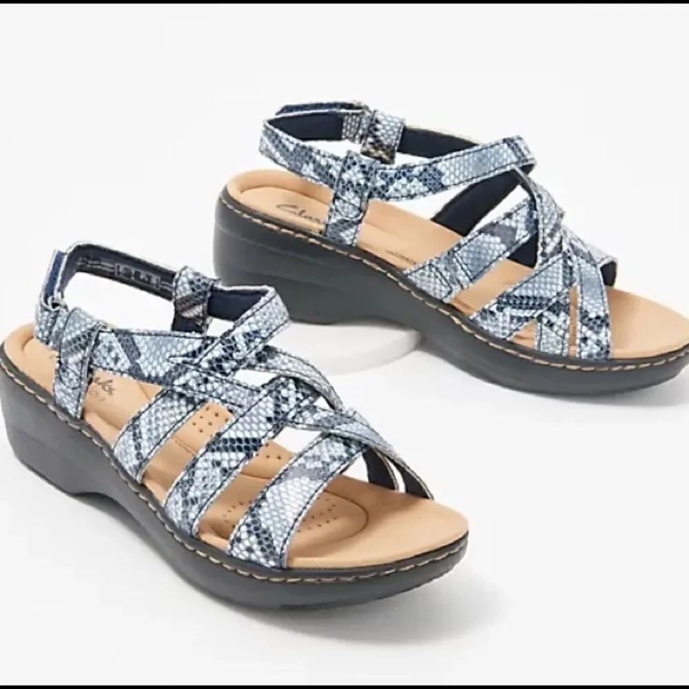 Clarks Collection Merliah Rose Strappy Sandals - Picture 2 of 10